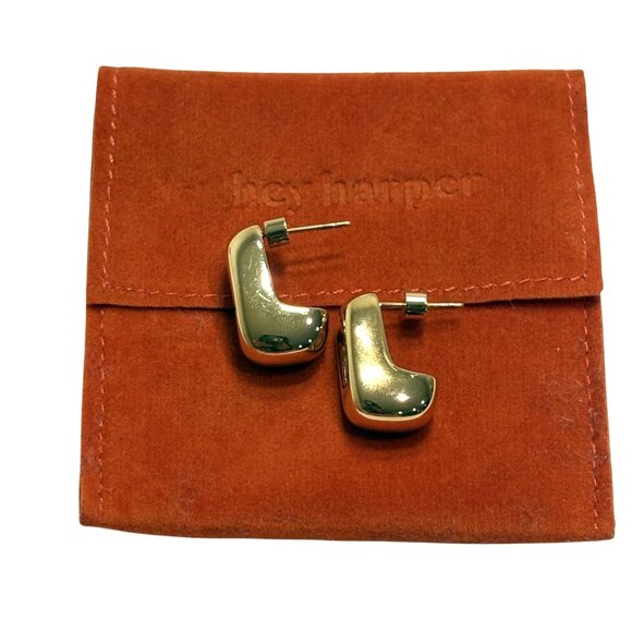 Hey Harper Jessie Earrings in Gold - Picture 5 of 7